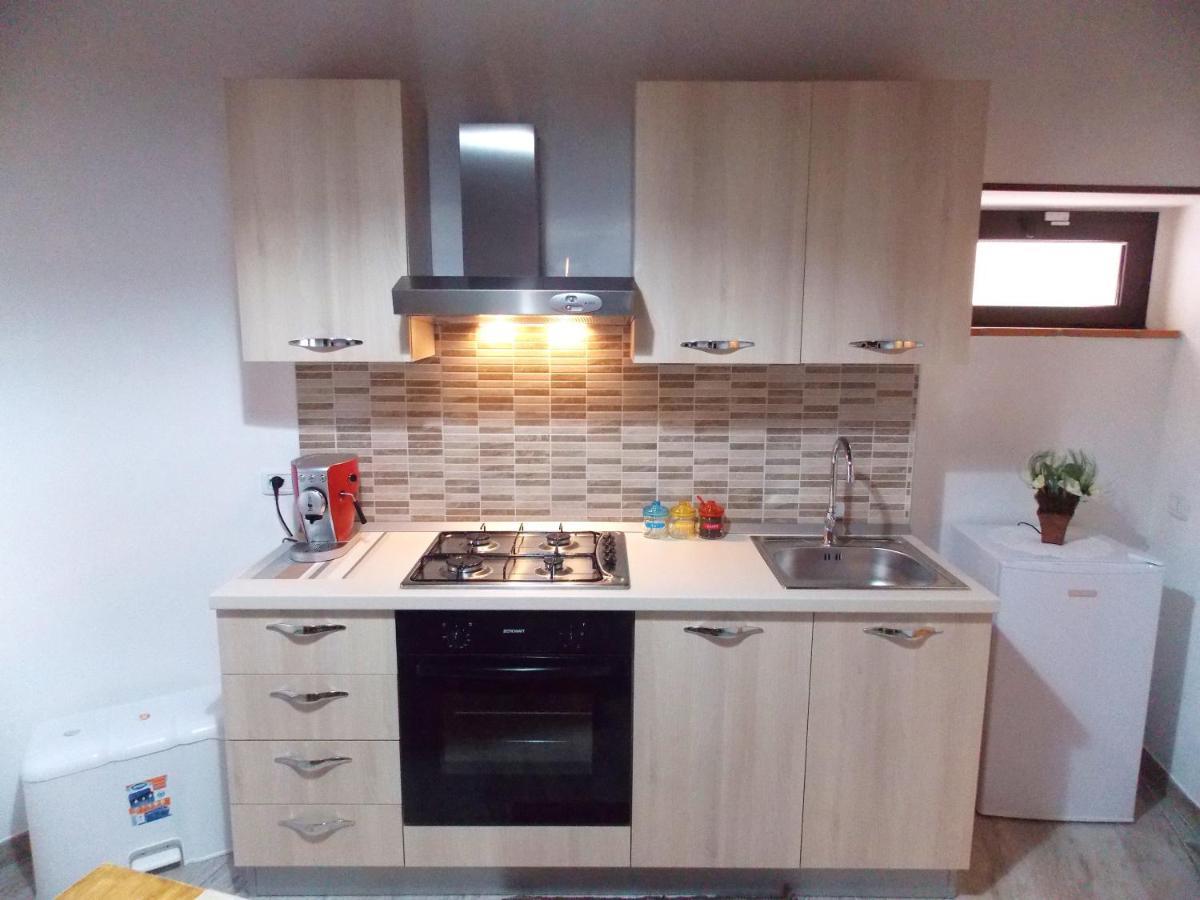 Bed and Breakfast Il Vicoletto Frascineto Exterior foto